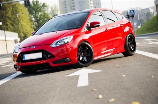 Llantas Japan Racing JR-3 En Ford