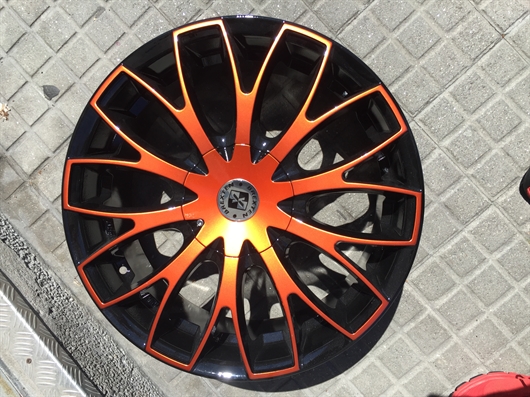 Llantas para Kia Sportage negro y naranja