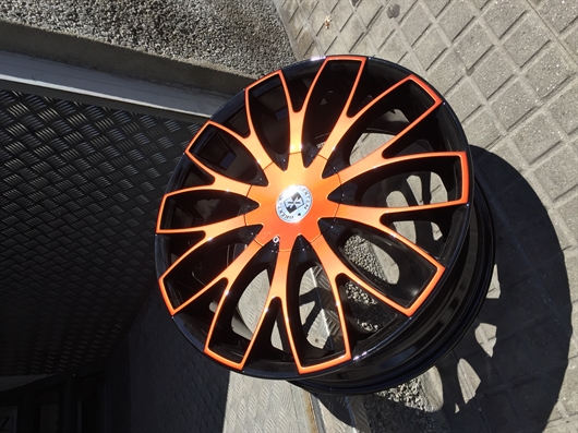 Llantas para Kia Sportage negro y naranja