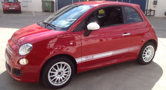 Fiat 500 con llantas Fox FX004 Blancas